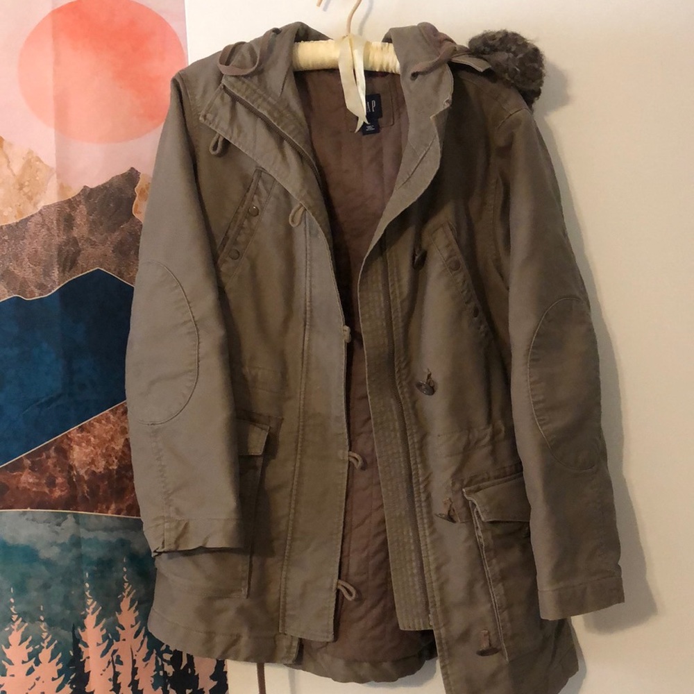 Gap Coat with removable faux fur lined hood size small